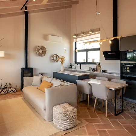 Alfarrobeiras Nature -agroturismo * Olhao