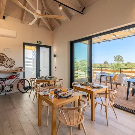 Alfarrobeiras Nature Agroturismo *