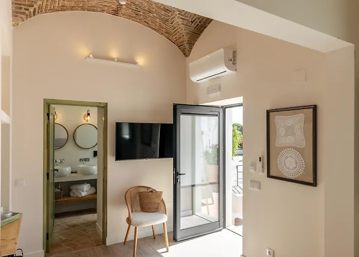 Alfarrobeiras Nature Lantgård *