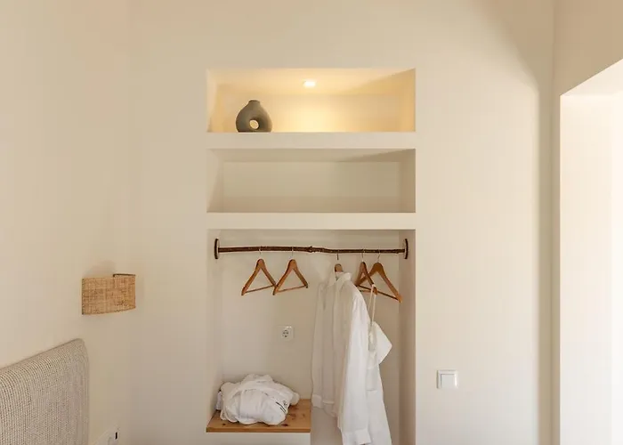 Alfarrobeiras Nature Lantgård