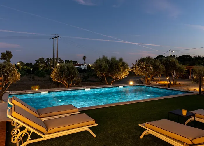 Alfarrobeiras Nature Lantgård *