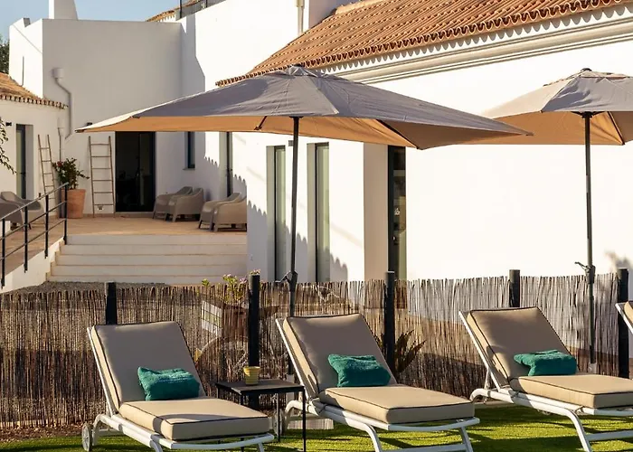 Alfarrobeiras Nature Lantgård